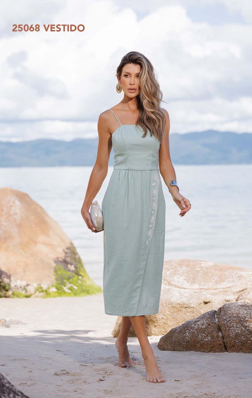 VESTIDO COM BORDADO NO TRANSPASSE 25068