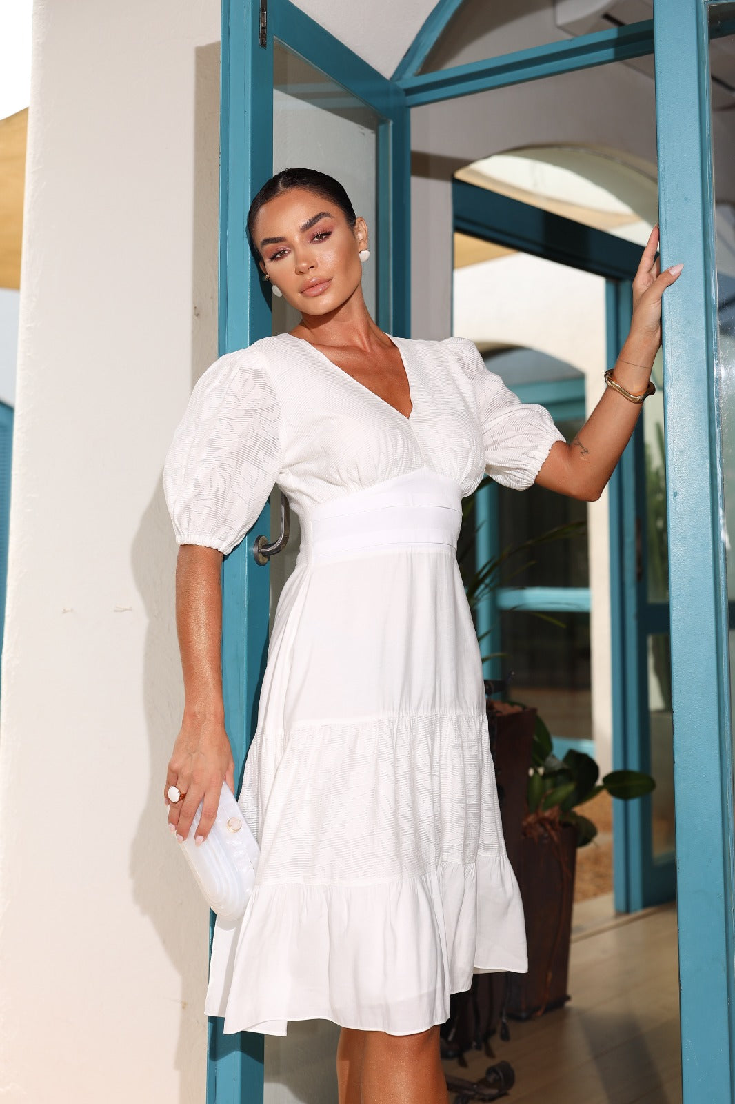 VESTIDO COM RECORTES - 24861